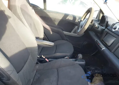 2013 Smart Fortwo Passion z USA, uszkodzony, nr VIN WMEEJ3BA1DK630583